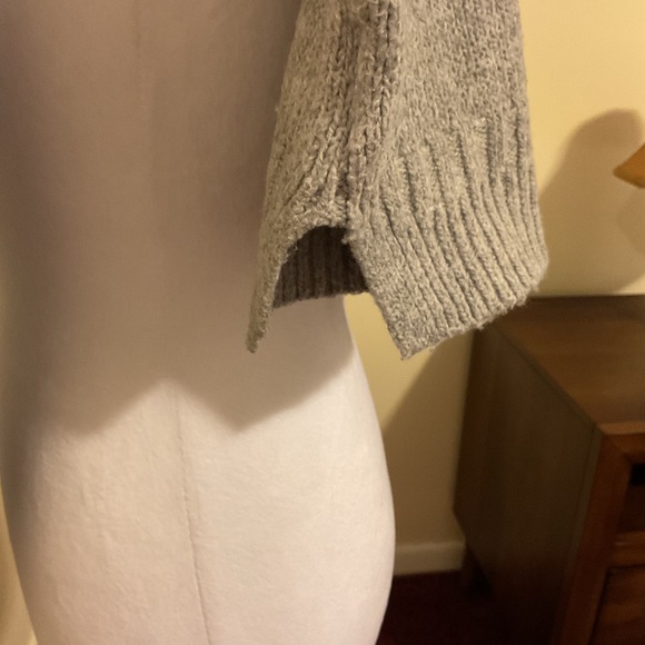 Loft Gray Women's Sweater - Picture 8 of 8